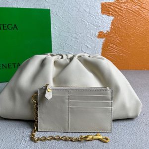 xubag.ru-bottega-veneta-bv-576227-pouch-fondant-6671-white-0