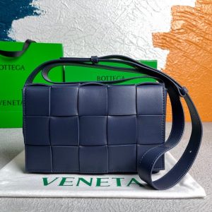 xubag.ru-bottega-veneta-bv-578004-cassette-cross-body-bag-58890-91