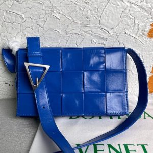 xubag.ru-bottega-veneta-bv-667298-cassette-cross-body-bag-blue-0