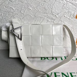 xubag.ru-bottega-veneta-bv-667298-cassette-cross-body-bag-white-0