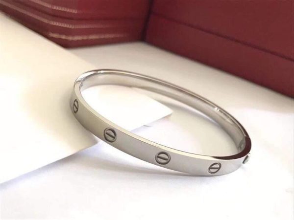 Cartier Bangle Designer Love Bracelet SM 20202 - luxibagsmall