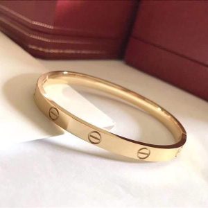 Cartier Bangle Designer Love Bracelet SM 20201 - luxibagsmall