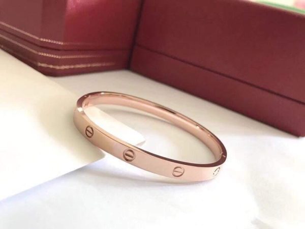 Cartier Bangle Designer Love Bracelet SM 20203 - luxibagsmall