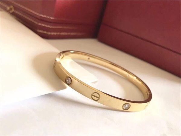 Cartier Bangle Designer Love Bracelet SM 20201 - luxibagsmall