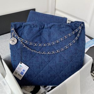 xubag.ru-chanel-22-handbag-slive-tone-metal-canvas-as3261-blue-denim-002