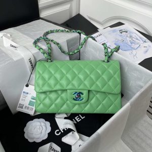 xubag.ru-chanel-a01113-flap-handbag-classic-bag-green-lambskin-with-blue-hardware-001