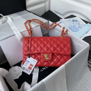 xubag.ru-chanel-a01113-flap-handbag-classic-bag-lambskin-red-gold-001