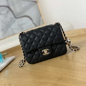 xubag.ru-chanel-a35200-mini-flap-bag-18cm-lambskin-black-1116-with-ball-011