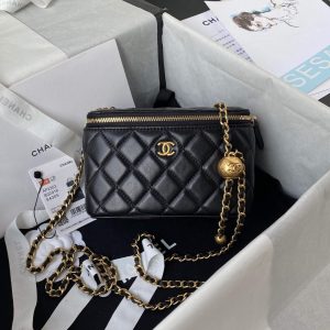 xubag.ru-chanel-ap2303-clutch-with-chain-in-lambskin-11