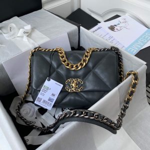 xubag.ru-chanel-as1160-chanel-19-handbag-flap-lambskin-b04852-94305-gold-019