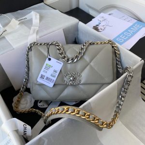 xubag.ru-chanel-as1160-chanel-19-handbag-flap-lambskin-b04852-94305-silver-020