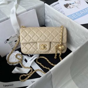 xubag.ru-chanel-as1787-mini-flap-bag-lambskin-light-yellow-gold-001