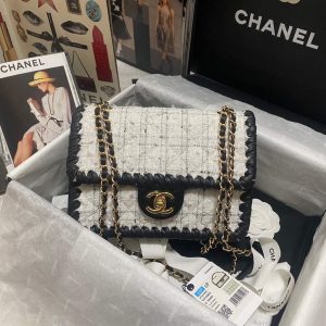 xubag.ru-chanel-as2496-flap-bag-shoulder-bag-canvas-white-1