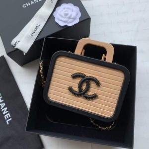 xubag.ru-chanel-as2920-chanel-vanity-case-beech-wood-box-bag-01