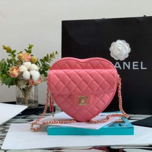 xubag.ru-chanel-as2928-flap-large-heart-bag-lambskin-rose-red-01