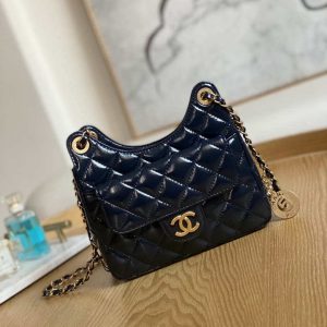 xubag.ru-chanel-as3710-small-hobo-handbag-shiny-crumpled-calfskin-gold-tone-metal-navy-blue-001