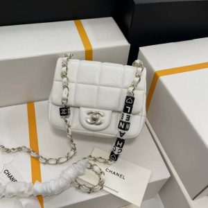 xubag.ru-chanel-as3744-mini-flap-bag-white-lambskin-resin-gold-tone-metal-white-001