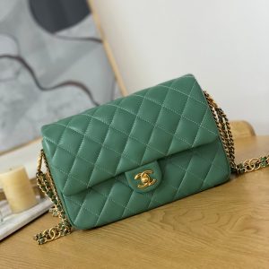 xubag.ru-chanel-as3777-flap-bag-lambskin-gold-tone-metal-green-001