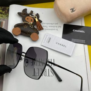 xubag.ru-chanel-cat-eye-sunglasses-chanel-shield-sport-fashion-show-993490-122-472a6223-7a52-4e68-bf96-e9689a0fac99