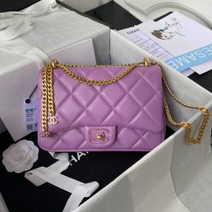 xubag.ru-chanel-flap-bag-lampskin-diamond-as1793-purple-1