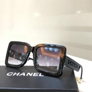 xubag.ru-chanel-square-sunglasses-luxury-chanel-round-sport-fashion-show-992507-7-e2e6f44c-1c5f-418b-a3ce-88b2011d1ca6