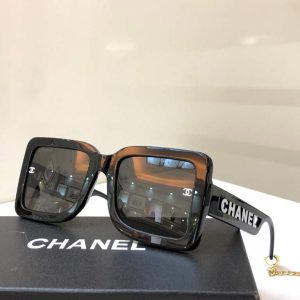 xubag.ru-chanel-square-sunglasses-luxury-chanel-round-sport-fashion-show-992508-8-956738a4-fed0-4ee8-8f05-819f0f716883