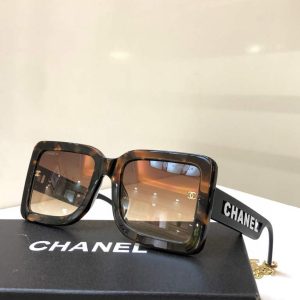 xubag.ru-chanel-square-sunglasses-luxury-chanel-round-sport-fashion-show-992510-10-2857f6bb-47c0-40f0-8b74-ed2df211d01b