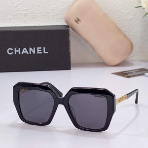 xubag.ru-chanel-square-sunglasses-luxury-chanel-round-sport-fashion-show-993008-8-c1c7dd4a-0bba-46e1-88d0-87199cc2384d