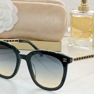 xubag.ru-chanel-square-sunglasses-luxury-chanel-round-sport-fashion-show-993038-38-d66582fd-cc60-46a1-89cd-2256ad01c126