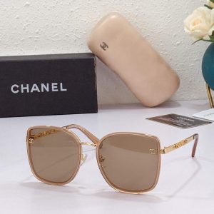 xubag.ru-chanel-square-sunglasses-luxury-chanel-round-sport-fashion-show-993106-106-59701c65-3aed-4420-8ed2-ef78a690bb62