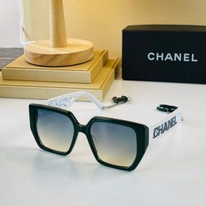 xubag.ru-chanel-square-sunglasses-luxury-chanel-round-sport-fashion-show-993156-156-2be79d23-923b-43c7-a1b3-57381660fc89