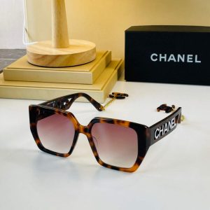 xubag.ru-chanel-square-sunglasses-luxury-chanel-round-sport-fashion-show-993159-159-89e72620-6d7c-4ece-84b2-c772030f6cea