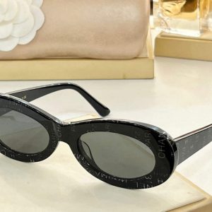 xubag.ru-chanel-square-sunglasses-luxury-chanel-round-sport-fashion-show-993217-217-19848c1a-b8f9-45dc-b25b-3c4362abdb0d