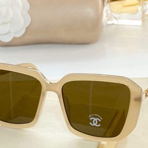 xubag.ru-chanel-square-sunglasses-luxury-chanel-round-sport-fashion-show-993346-346-26b83369-2814-4af4-a848-0bae5ce24e96