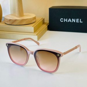 xubag.ru-chanel-square-sunglasses-luxury-chanel-round-sport-fashion-show-993445-445-63e6b75f-7dbd-4277-b908-09c97886e39a