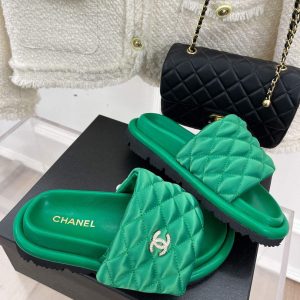 xubag.ru-chanel-womens-shoes-rhombus-velcro-slippers-c91287-3