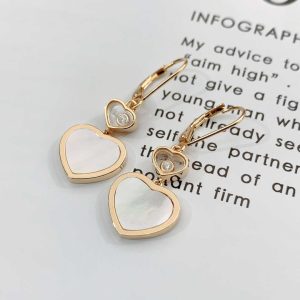 xubag.ru-chaumet-2563ch083469-rose-gold-earrings-with-mother-of-pearl-and-diamonds-heart-c80019-003