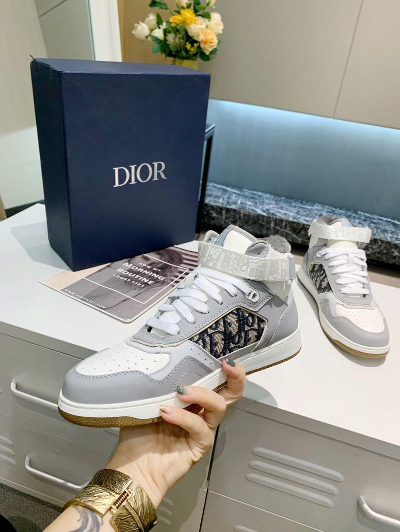 Dior 3SH132 B27 High Top Sneaker Gray and white Calfskin With Oblique Jacquard - Voguebags