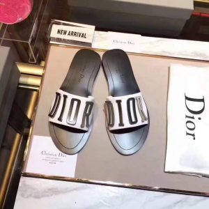 Dior 81178 Diro Letter slippers Sandals White Black logo - luxibagsmall