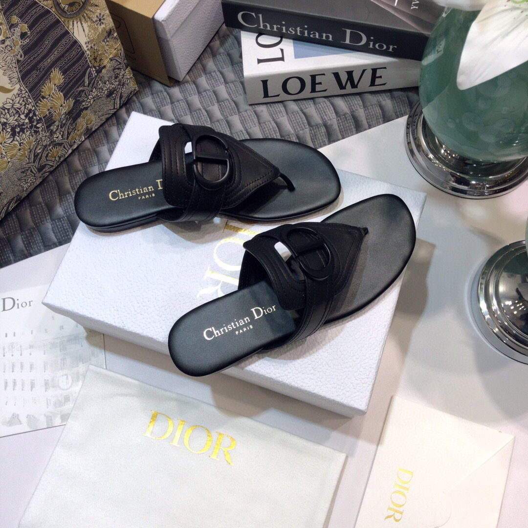 Dior KCQ386 Diro 30 Montaigne Flat Thong Sandals Calfskin Black Hardware Logo - luxibagsmall