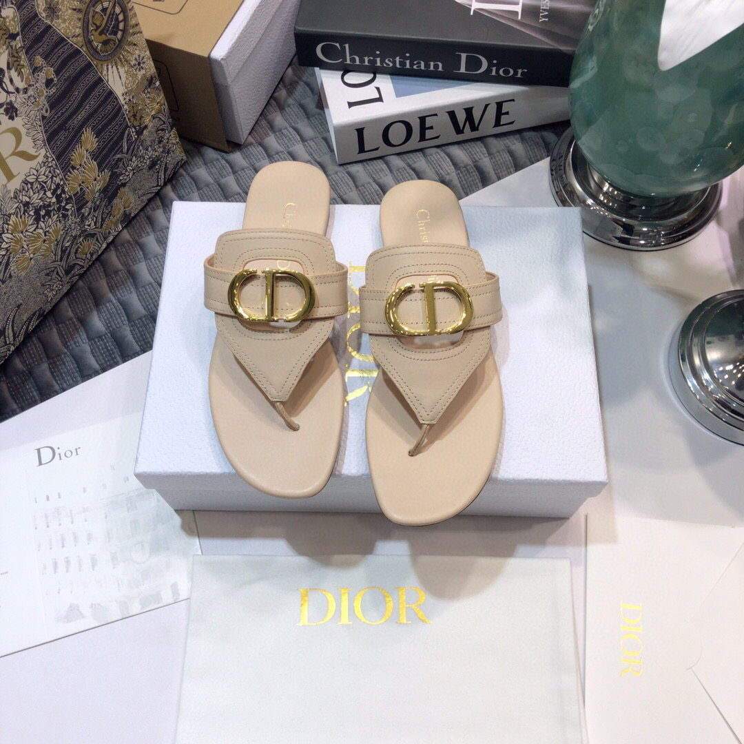 Dior KCQ386 Diro 30 Montaigne Flat Thong Sandals Calfskin Apricot - luxibagsmall