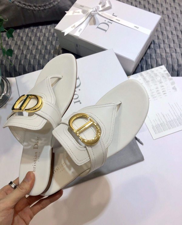 Dior KCQ386 Diro 30 Montaigne Flat Thong Sandals Calfskin White - luxibagsmall