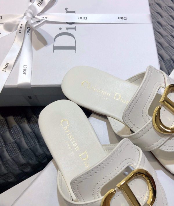 Dior KCQ386 Diro 30 Montaigne Flat Thong Sandals Calfskin White - luxibagsmall