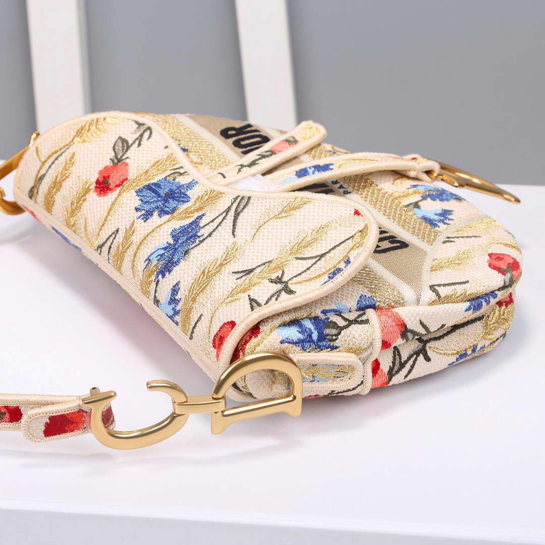 Dior M0446 Dior Multicolor Flowers Embroidery Saddle Bag - luxibagsmall