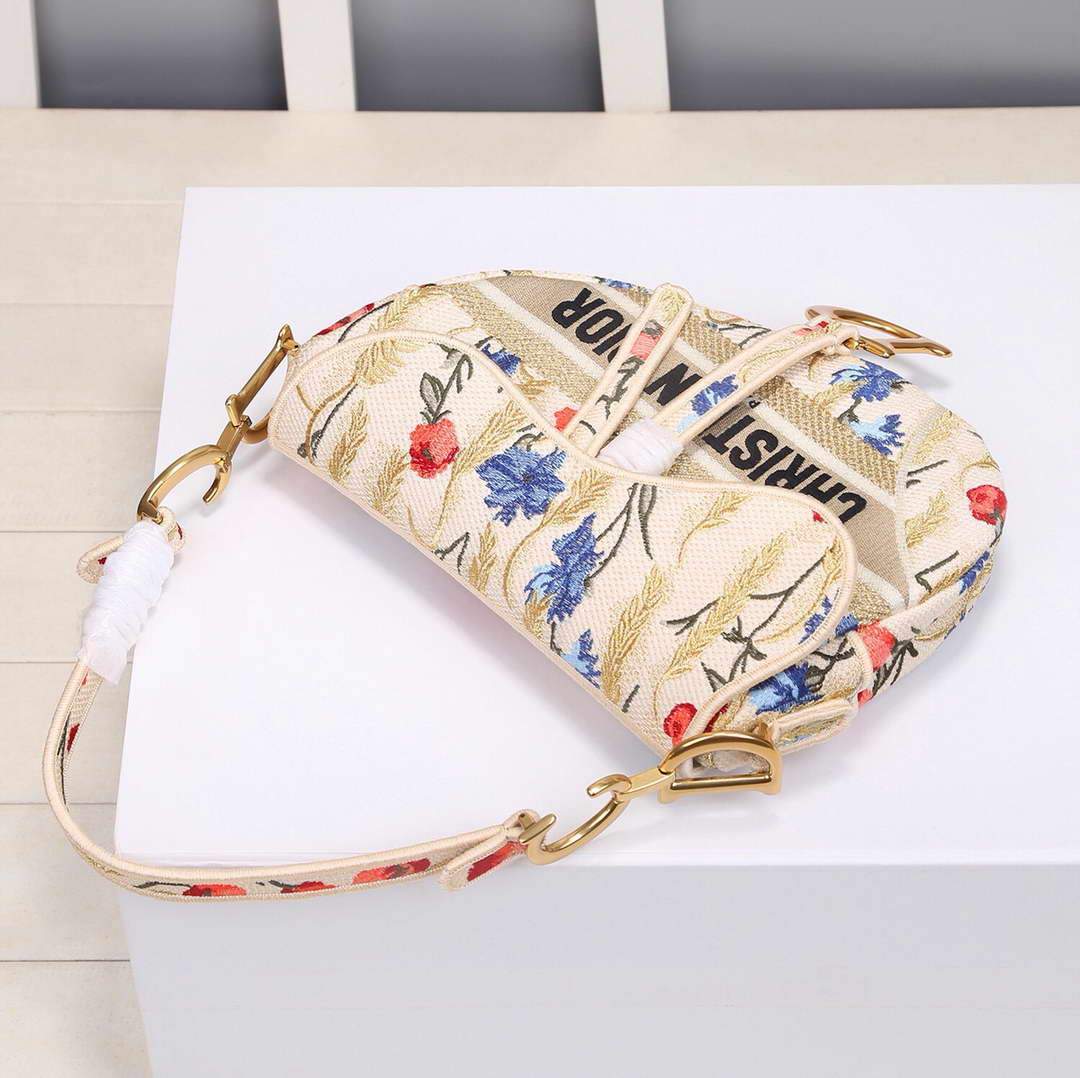 Dior M0446 Dior Multicolor Flowers Embroidery Saddle Bag - luxibagsmall