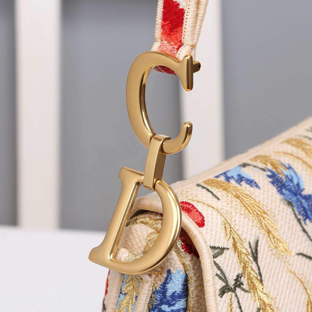 Dior M0446 Dior Multicolor Flowers Embroidery Saddle Bag - luxibagsmall
