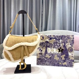 xubag.ru-dior-m0446-dior-saddle-bag-camel-colored-shearling-1