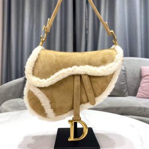 Dior M0446 Dior Saddle Bag Camel Colored Shearling - Voguebags