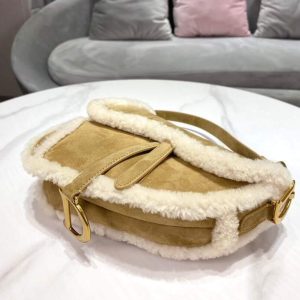 Dior M0446 Dior Saddle Bag Camel Colored Shearling - Voguebags