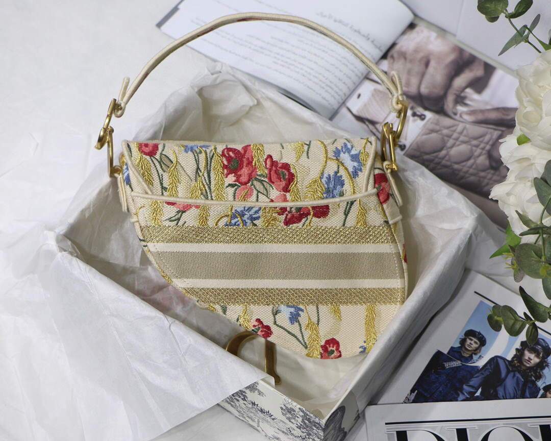 Dior M0446 Dior Saddle Bag Multicolor Flowers Embroidery With Gold - luxibagsmall